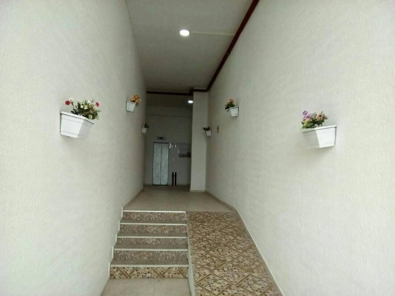 Apartment Miracle Batoumi Extérieur photo