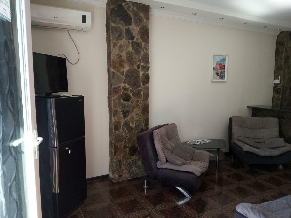 Apartment Miracle Batoumi Extérieur photo